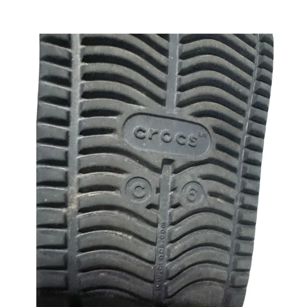 CROCS experience comfort